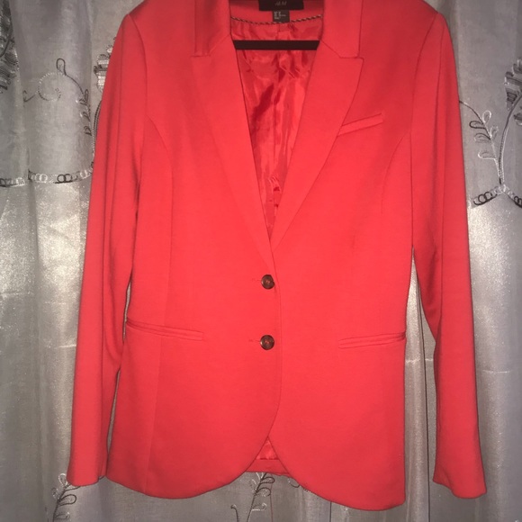 Blazer - Picture 5 of 8